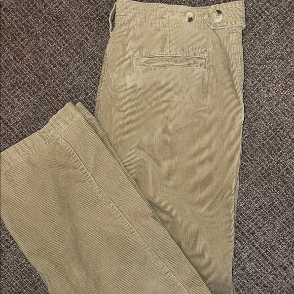 Women’s Columbia Tan Trousers for Everyday Comfort - Picture 6 of 6